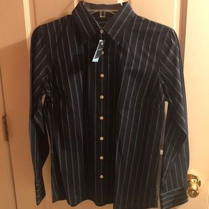 NWT Ladies Lands End butting down. Blue/navy